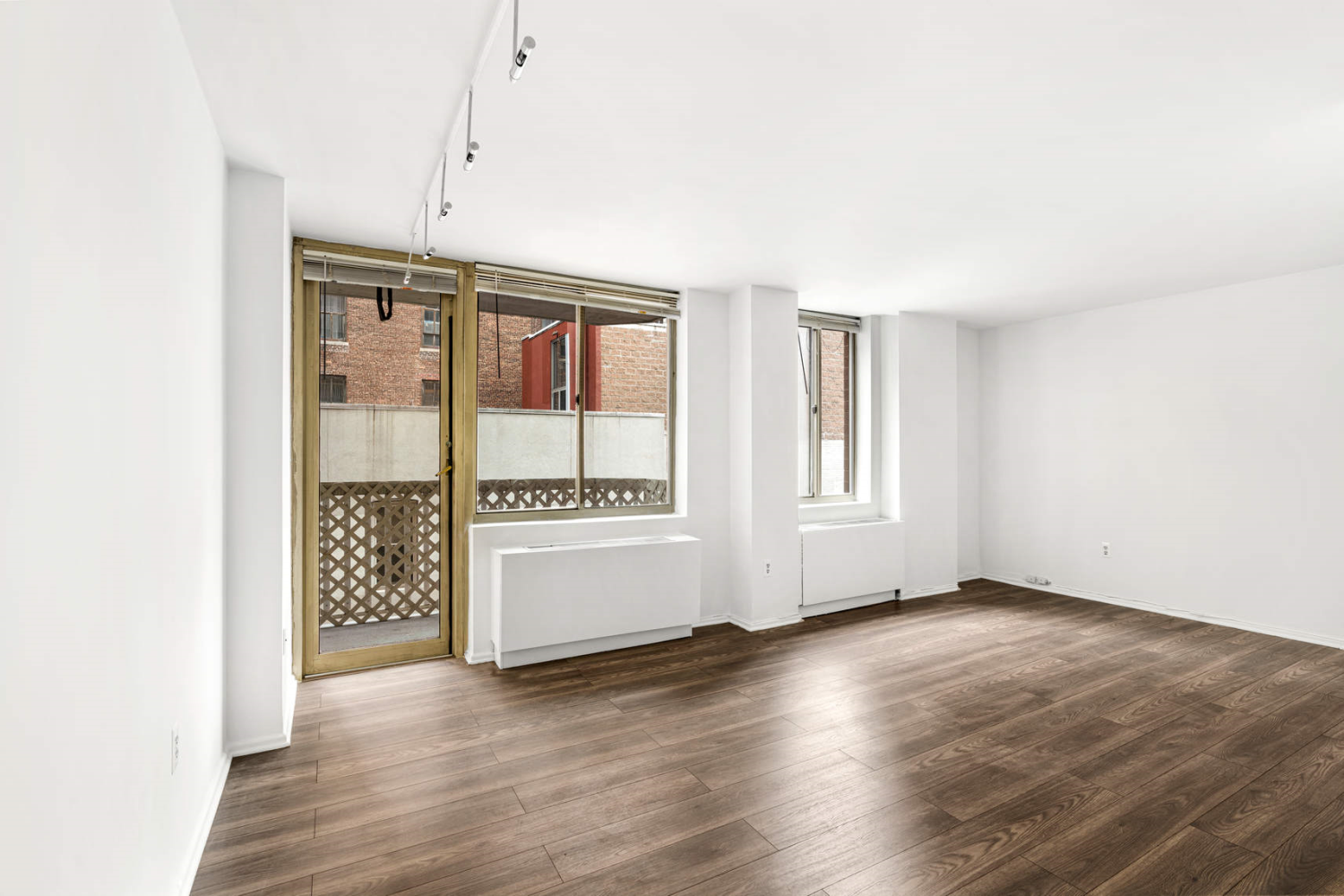 50 Lexington Avenue Unit: 9B