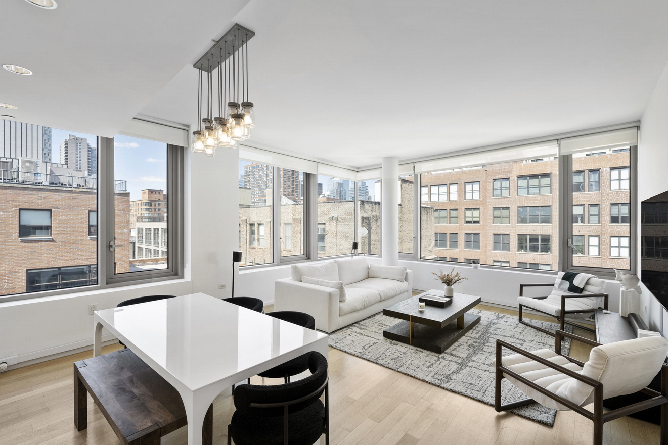 425 West 53rd Street Unit: 703