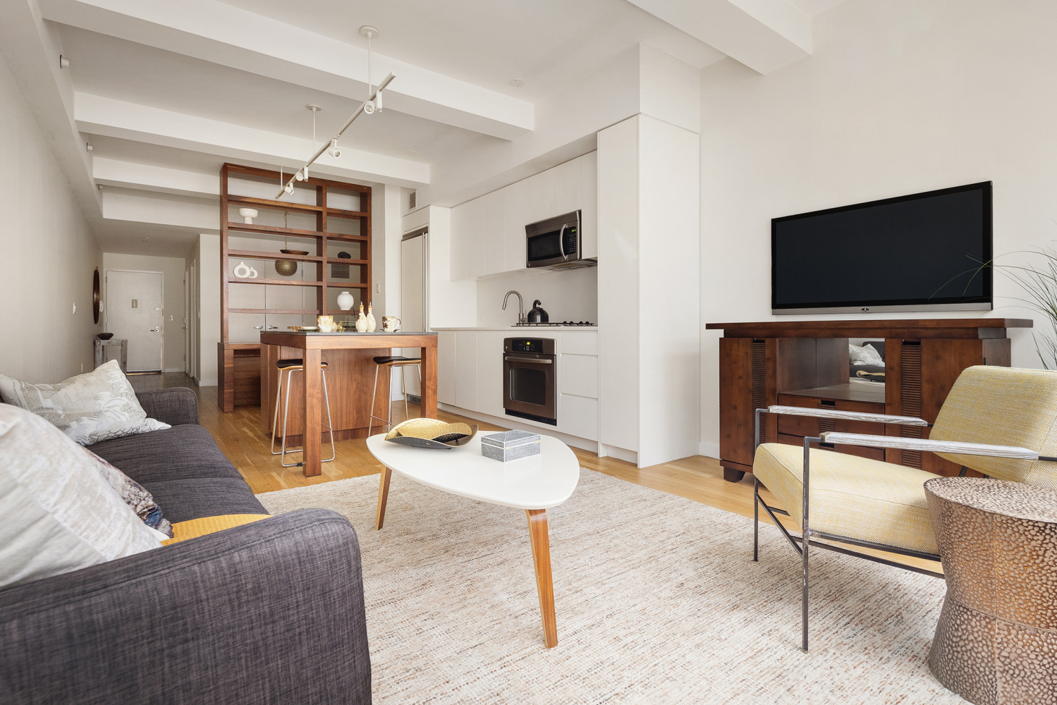 90 William Street Unit: 9E