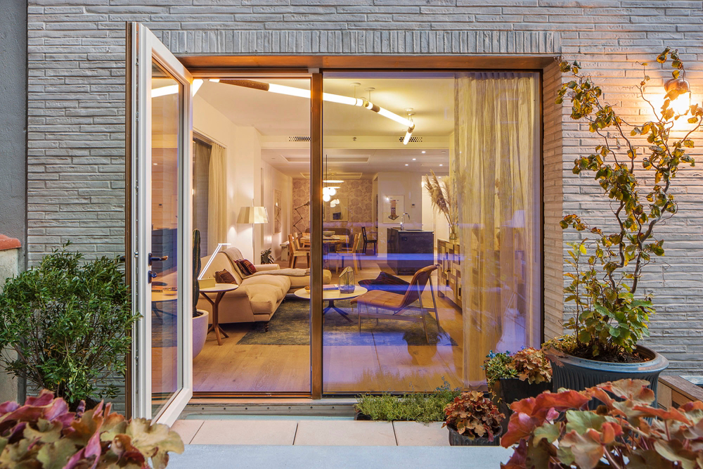 345 West 14th Street Unit: 2E