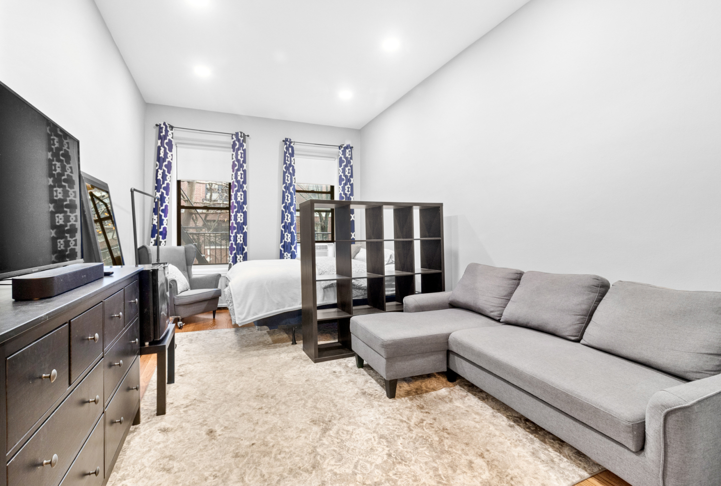173 East 74th Street Unit: 2A