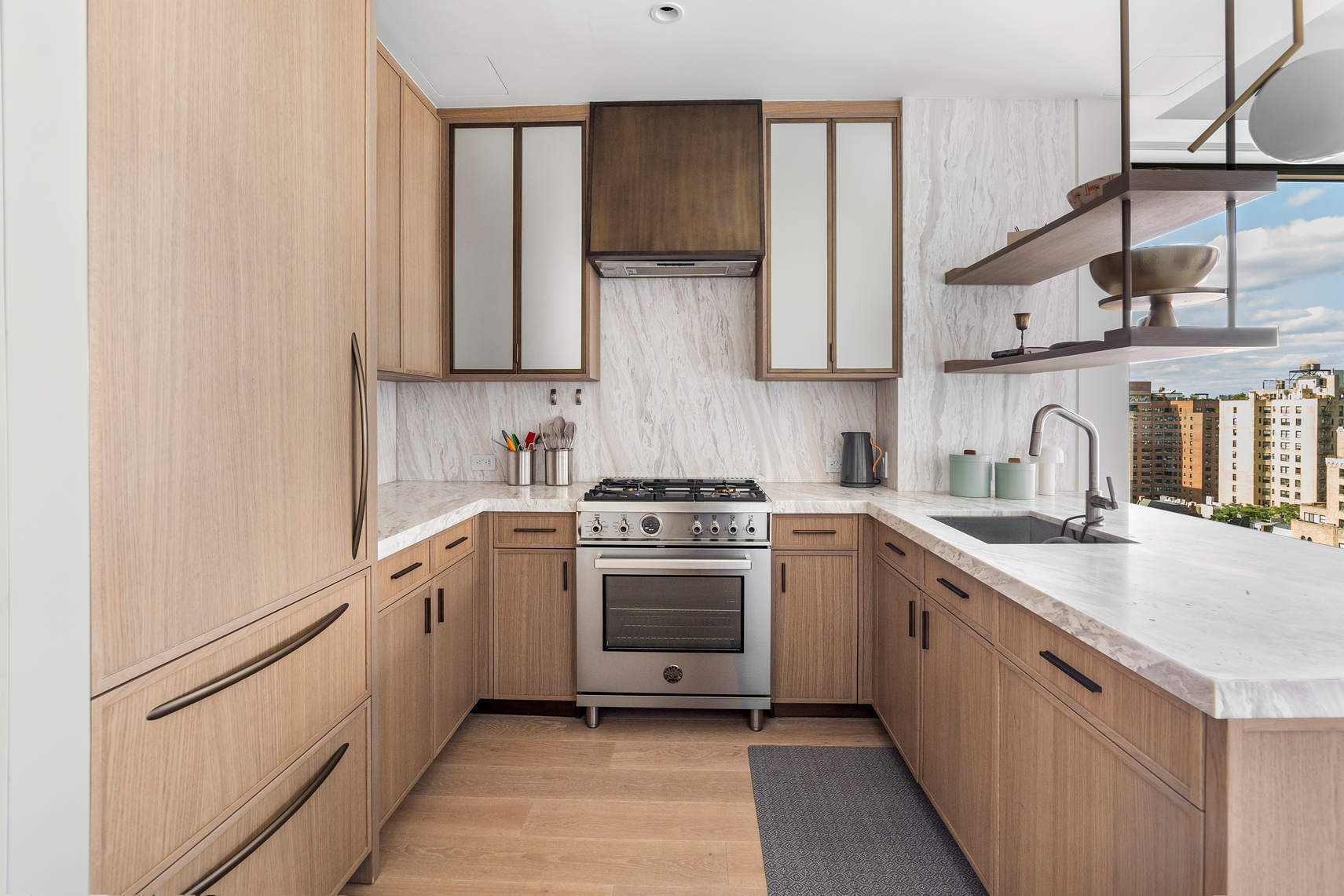 214 W 72ND Street Unit: 16