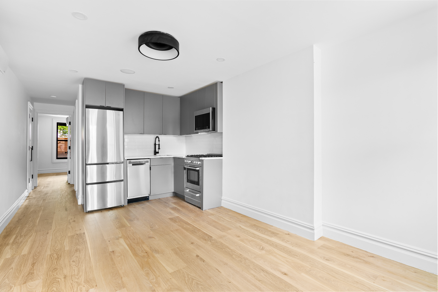 798 Halsey Street GARDEN