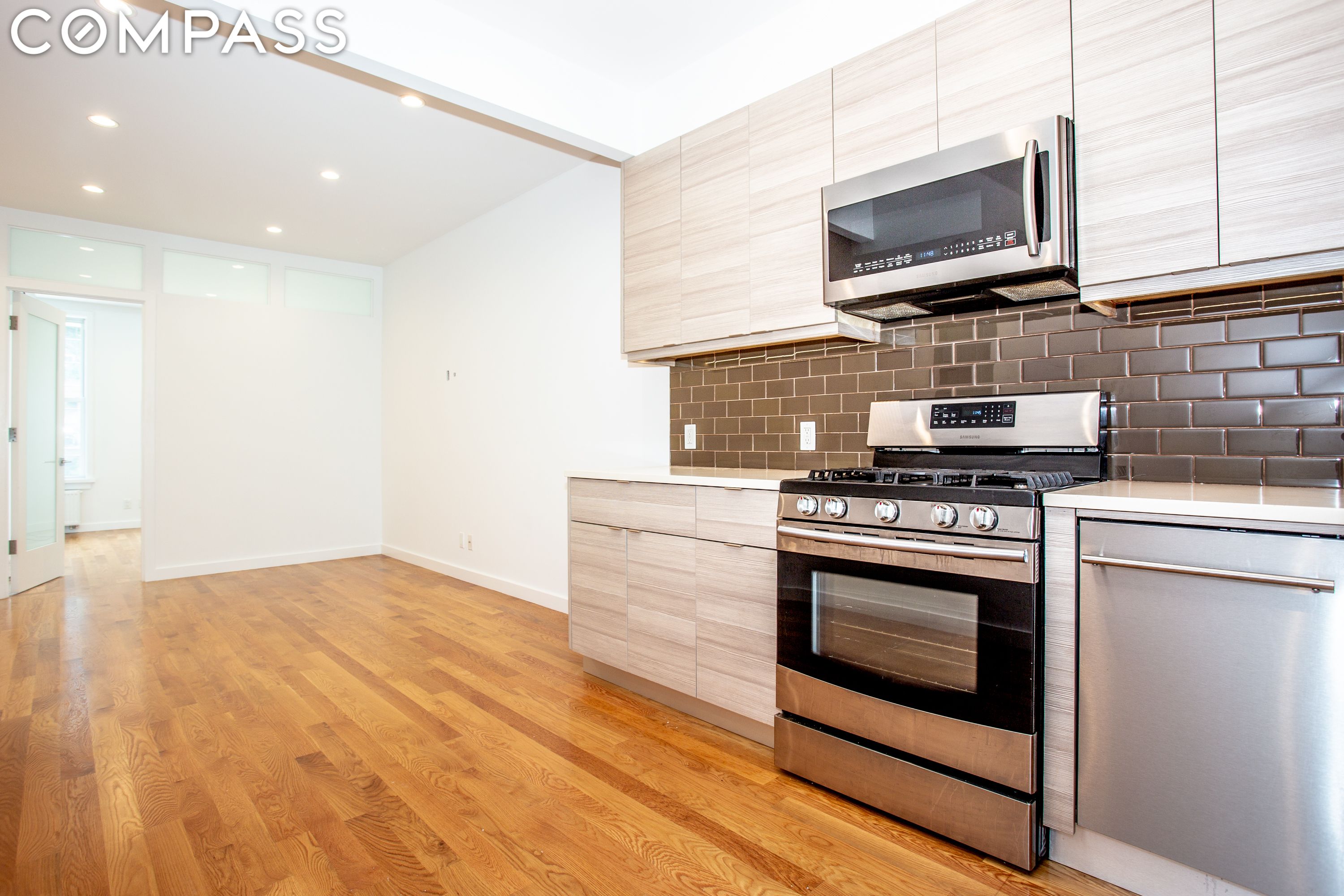 120 Eckford Street 2L