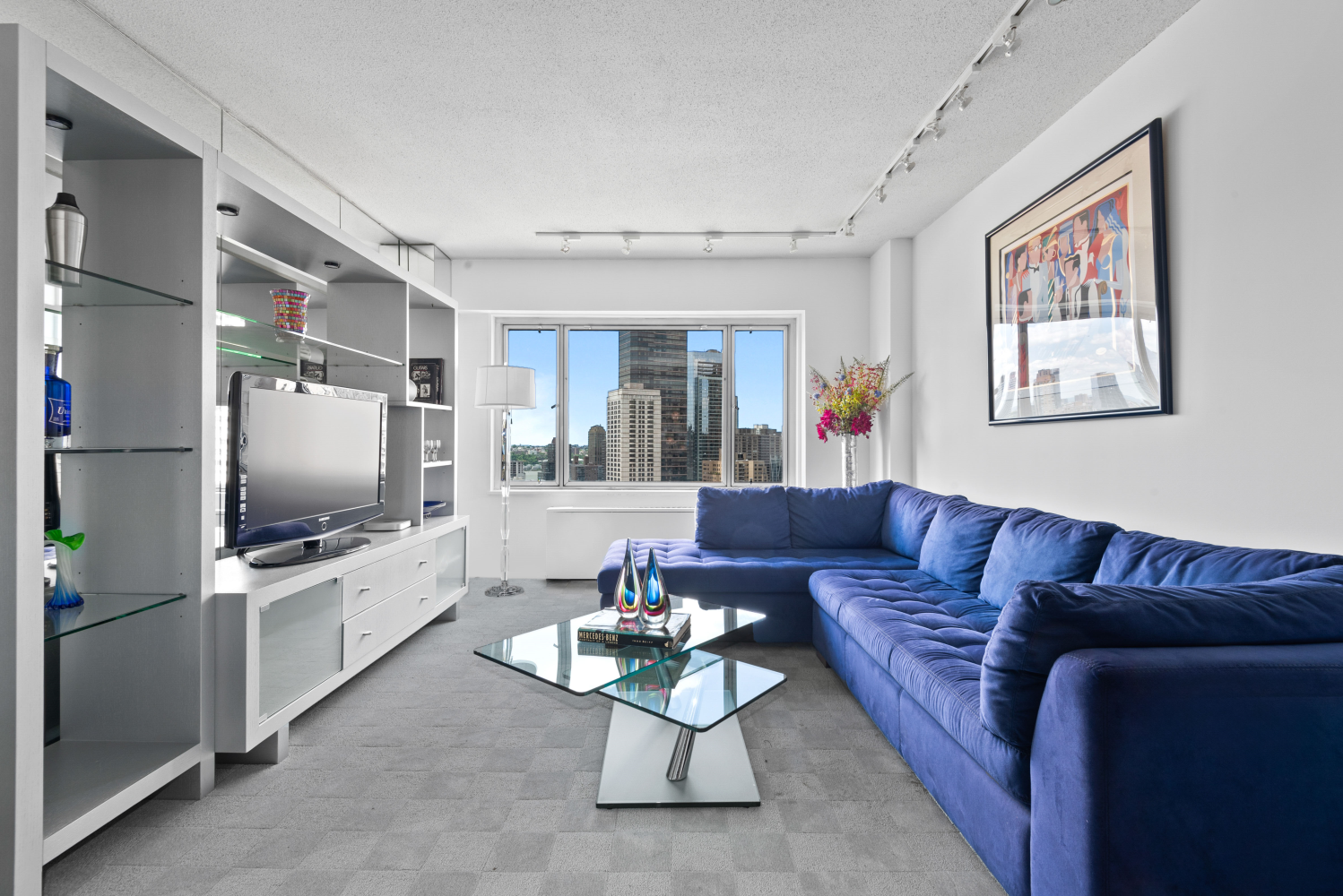 20 West 64th Street Unit: 21H