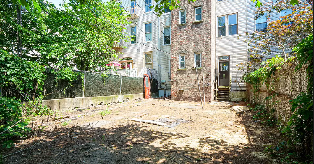 646 Sixth Avenue 1L