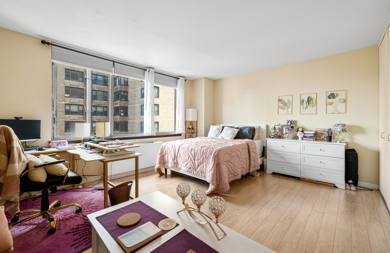 235 East 40th Street 27I