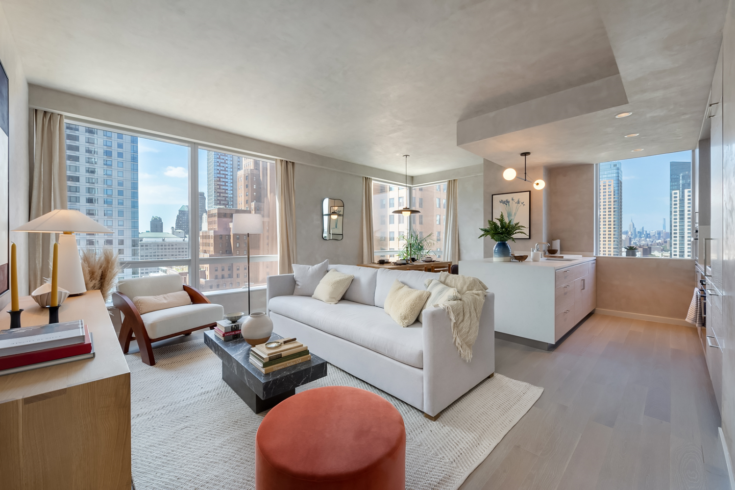 1 City Point 37L