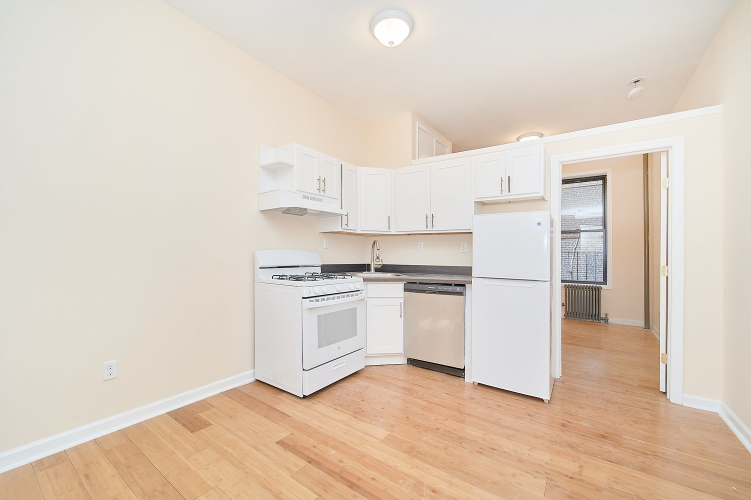 691 10TH Avenue Unit: 6