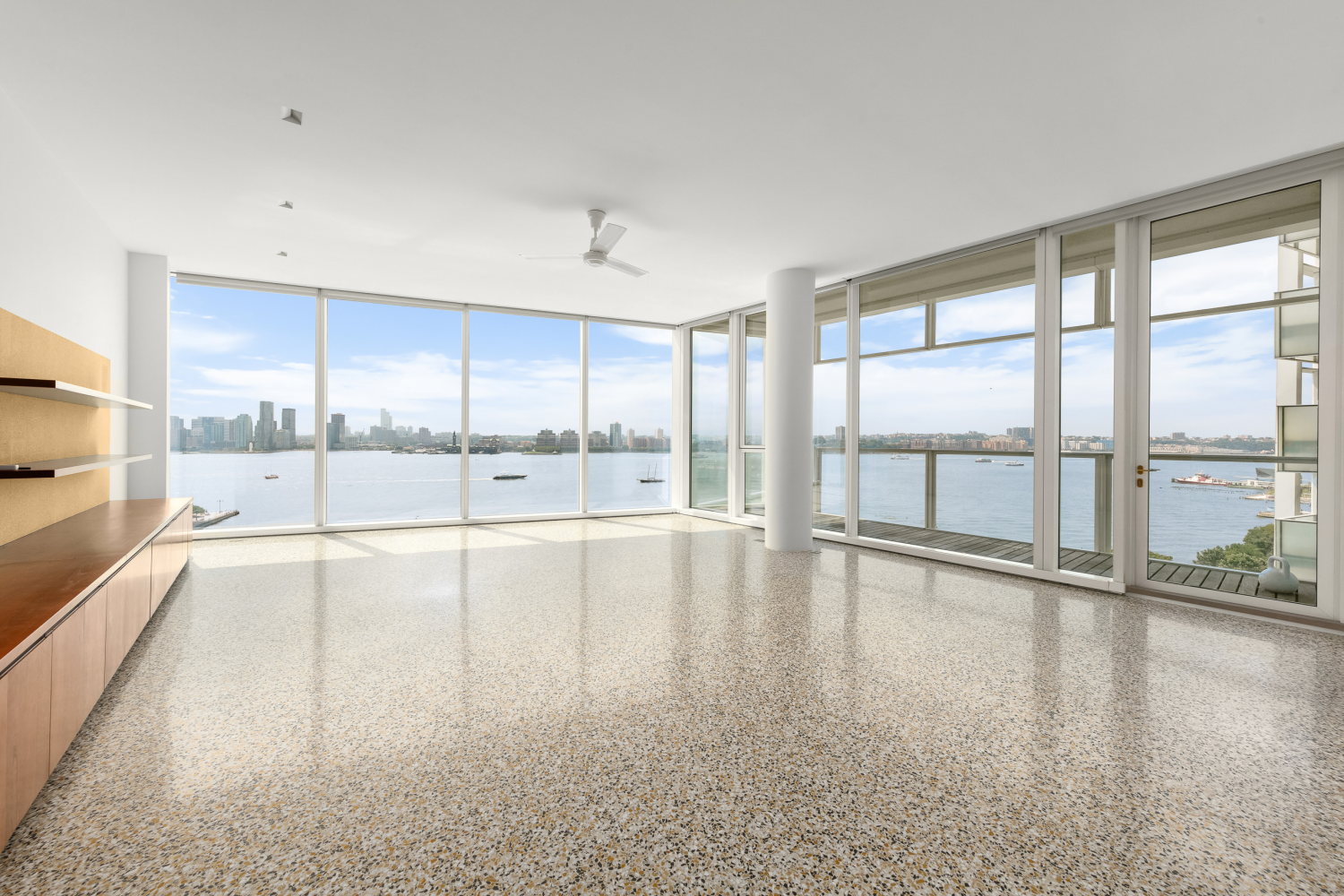 165 Charles Street Unit: 26