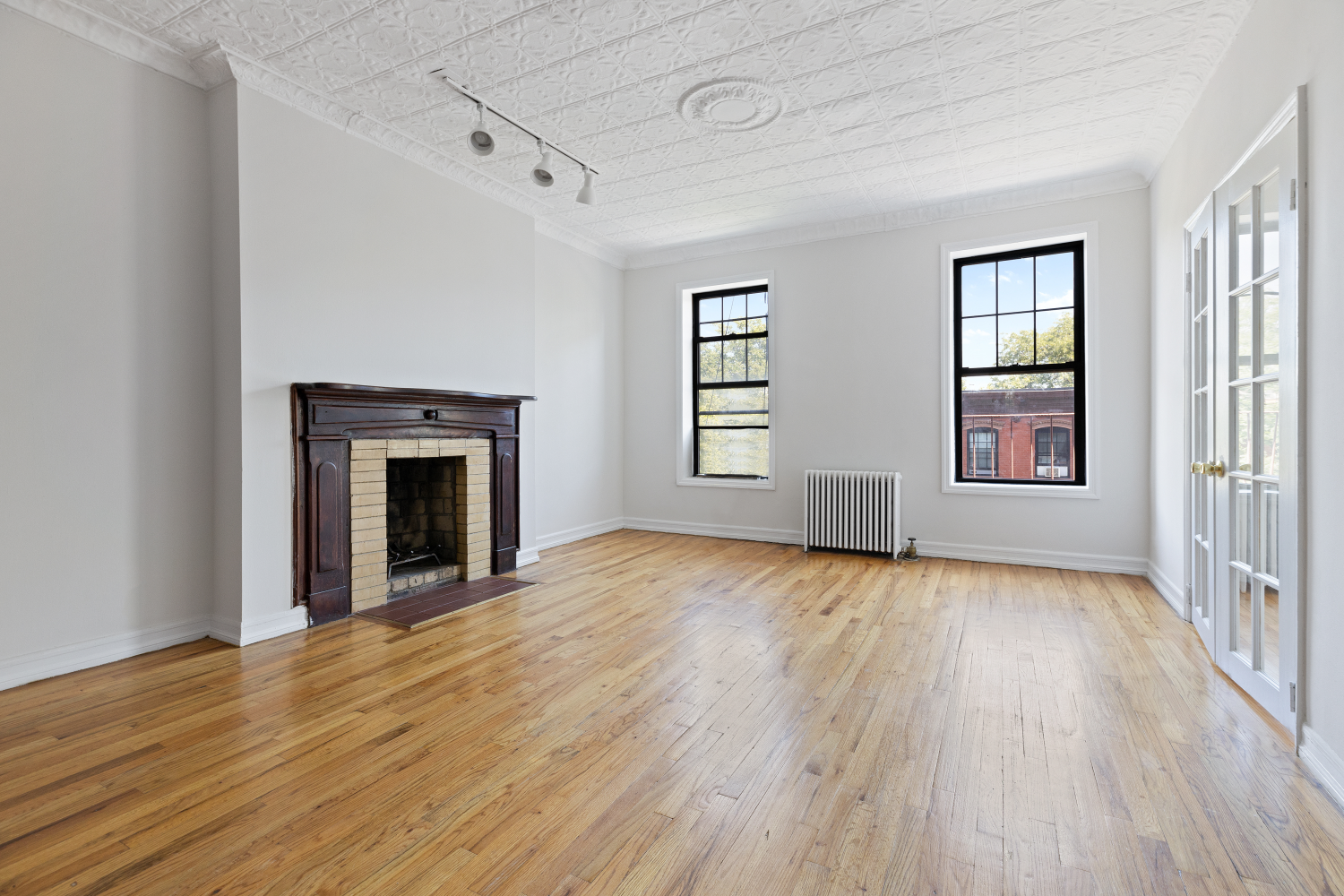 192 Sackett Street 4F