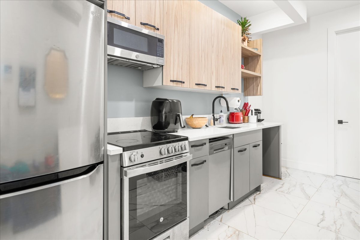 46 Starr Street 1L