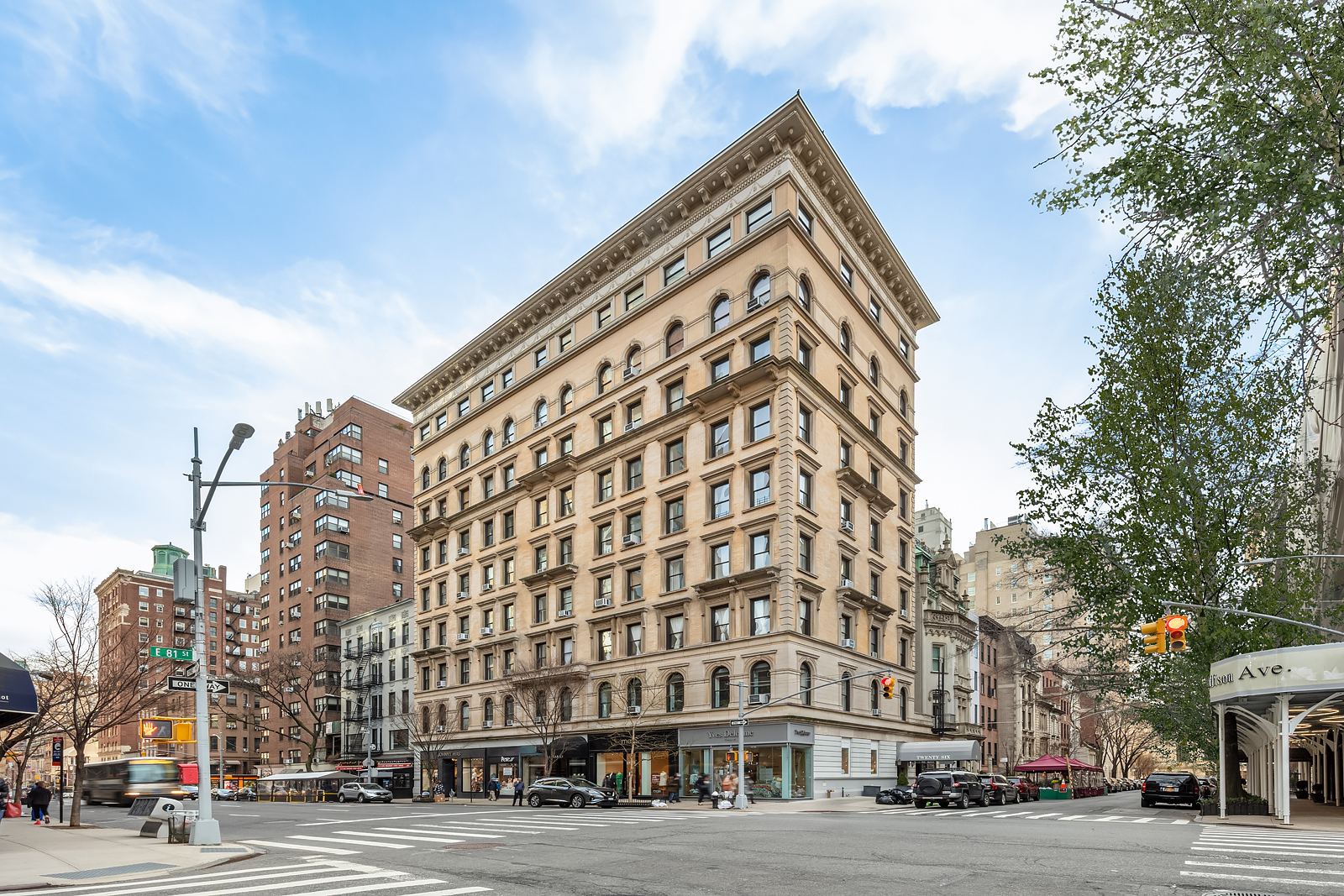 26 E 81ST Street Unit: 5N