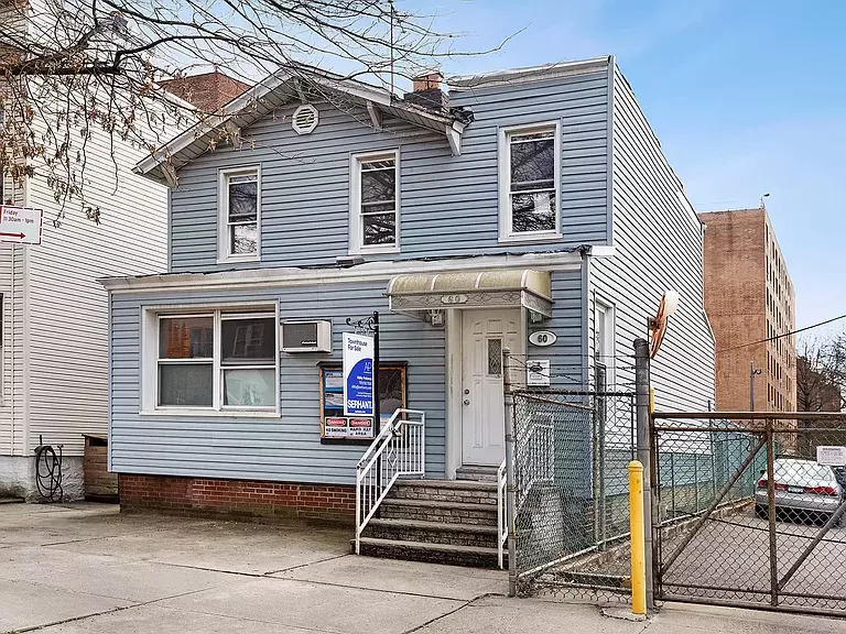 60 REEVE Place