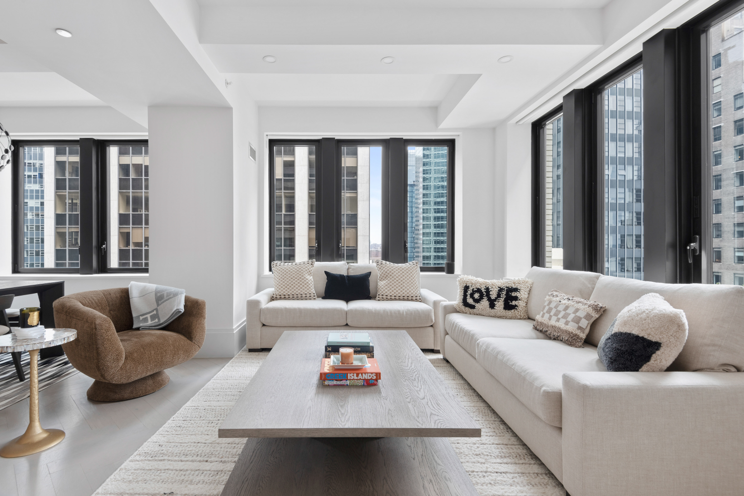 101 Wall Street 19B