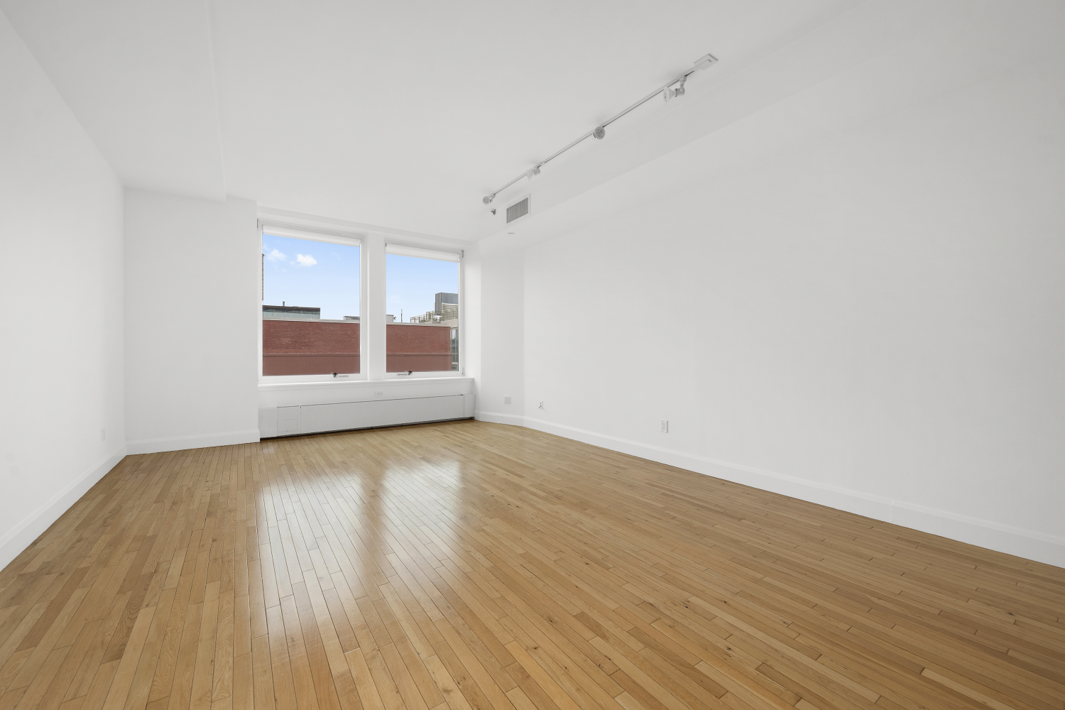 121 West 19th Street Unit: 10D