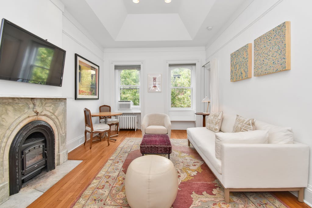 78 Perry Street 3F
