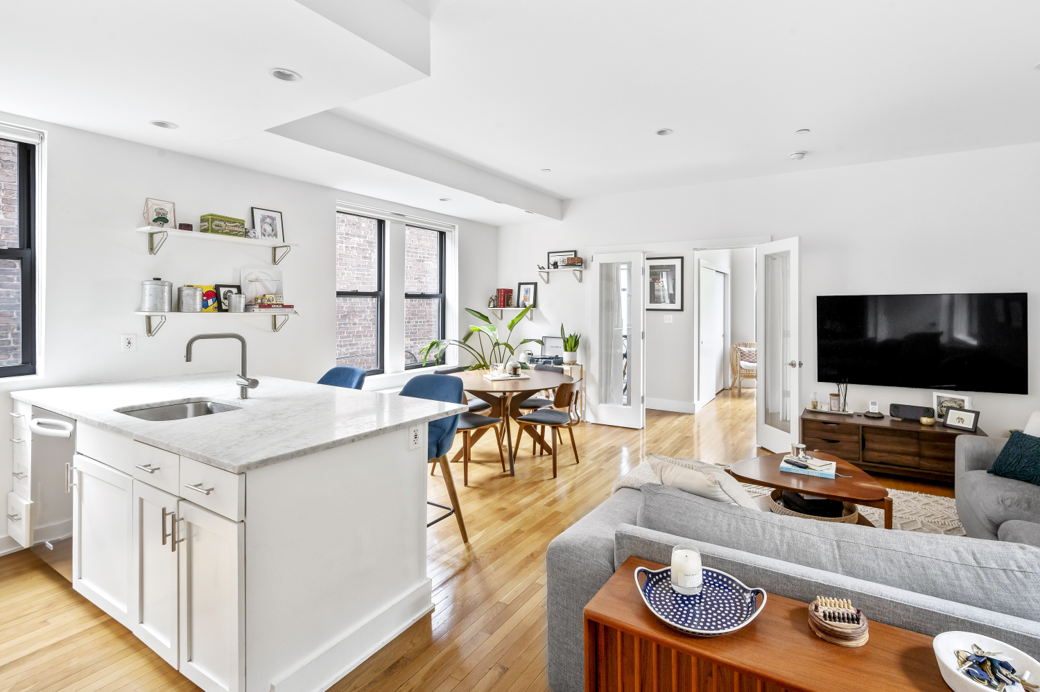 349 16TH Street 3