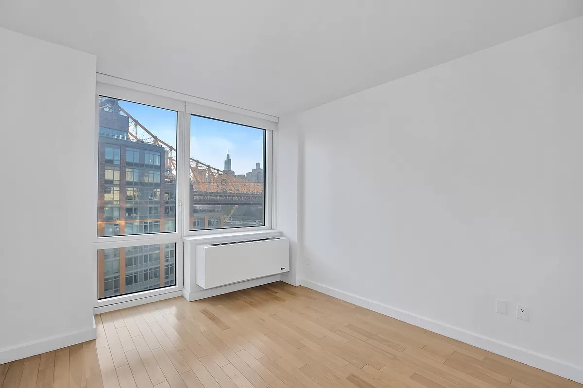 415 Main Street 15E