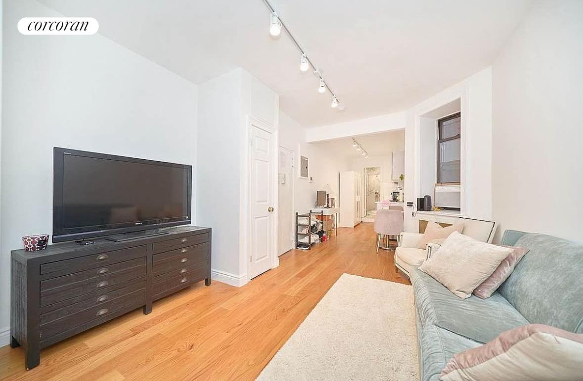 172 MULBERRY Street 7