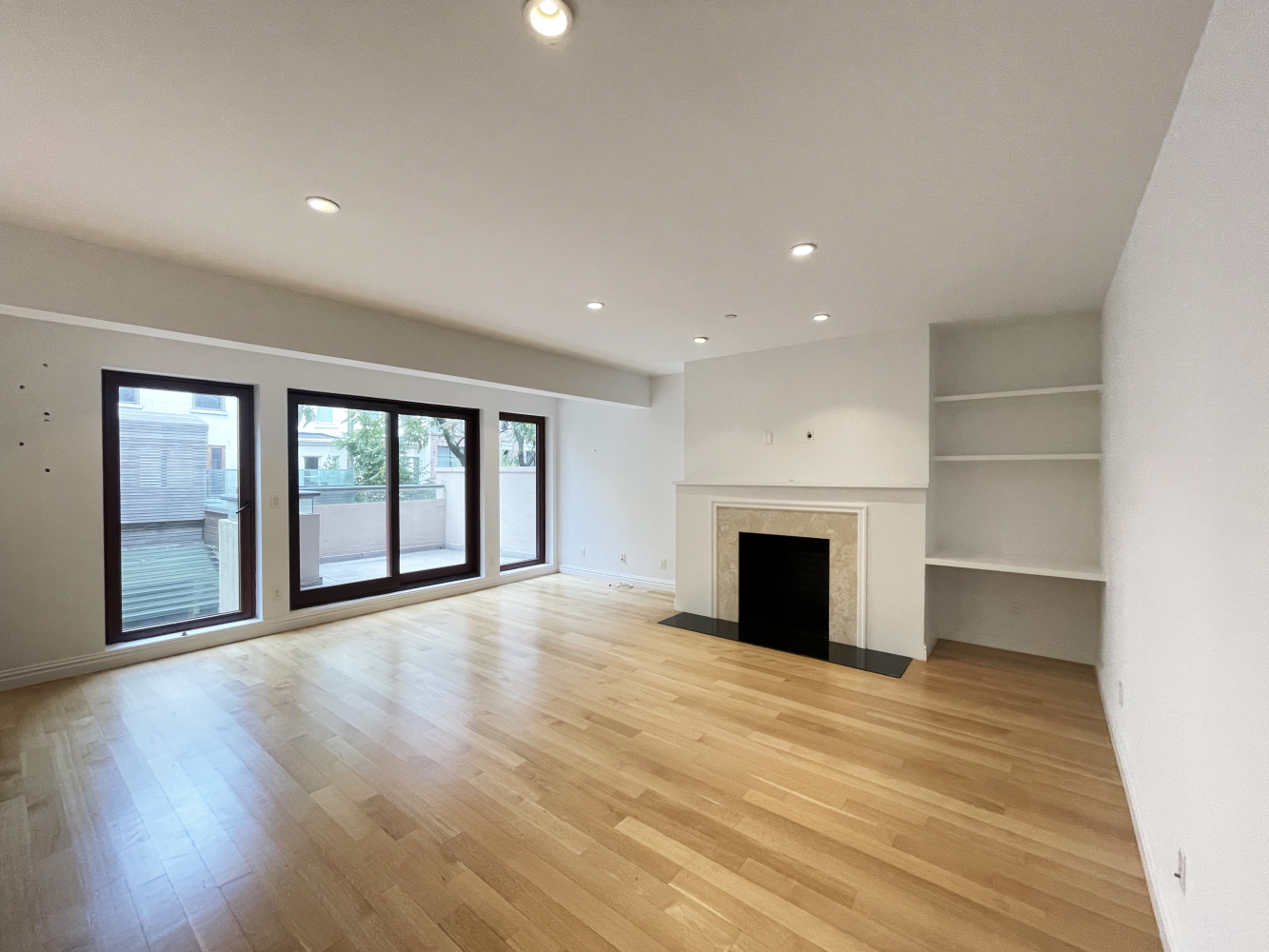 35 East 63rd Street 3B