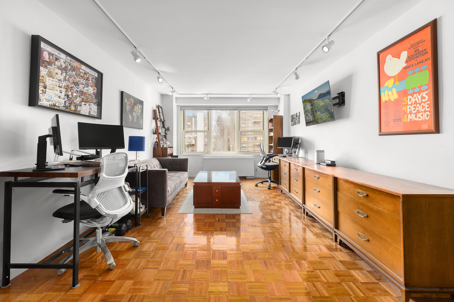 305 East 24th Street 10K