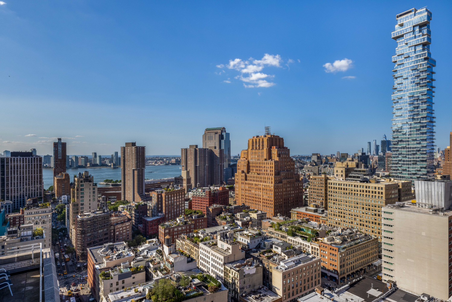 270 North Broadway 24C