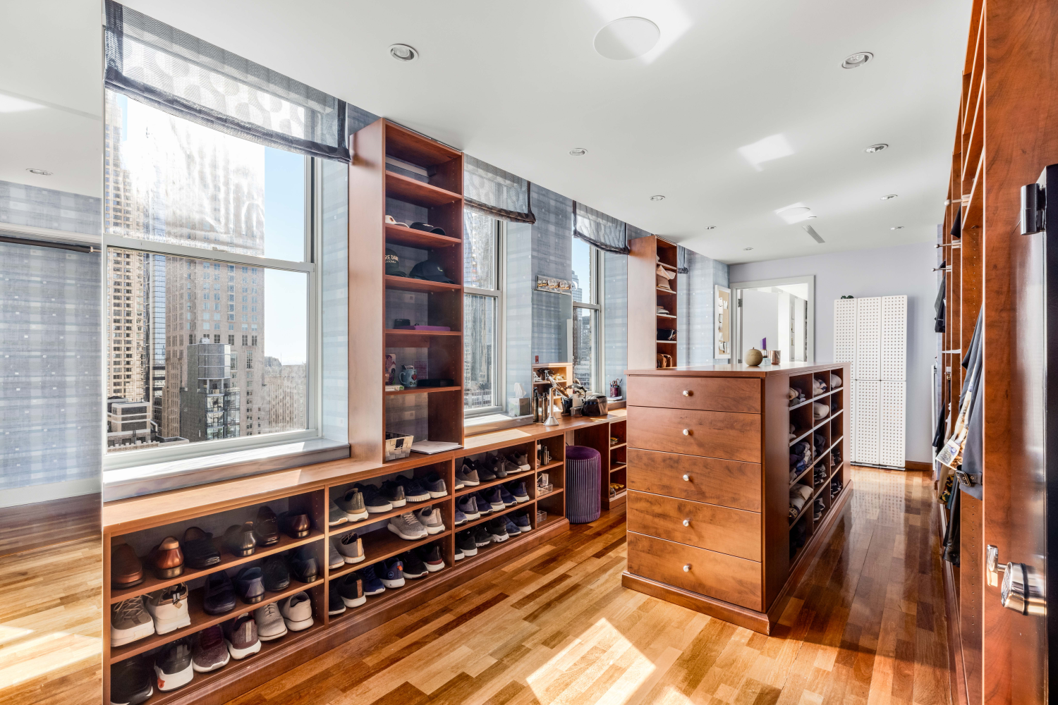 270 North Broadway 24C
