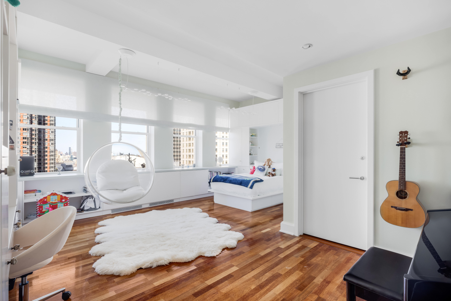 270 North Broadway 24C