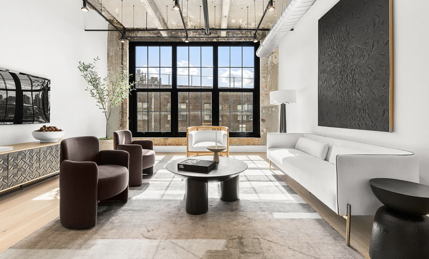 475 Kent Avenue 501