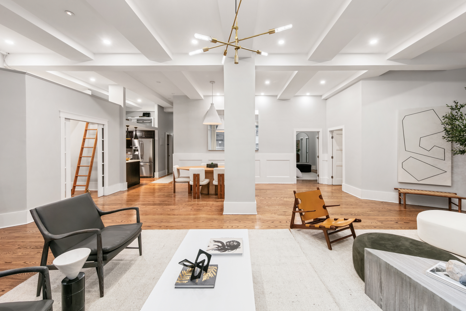 21 East 22nd Street 2E