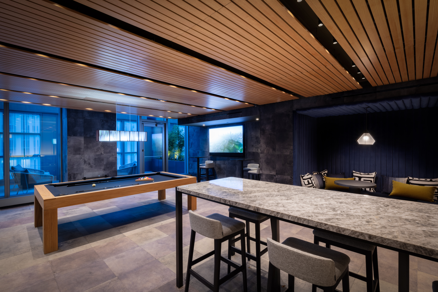 200 Amsterdam Avenue PH2