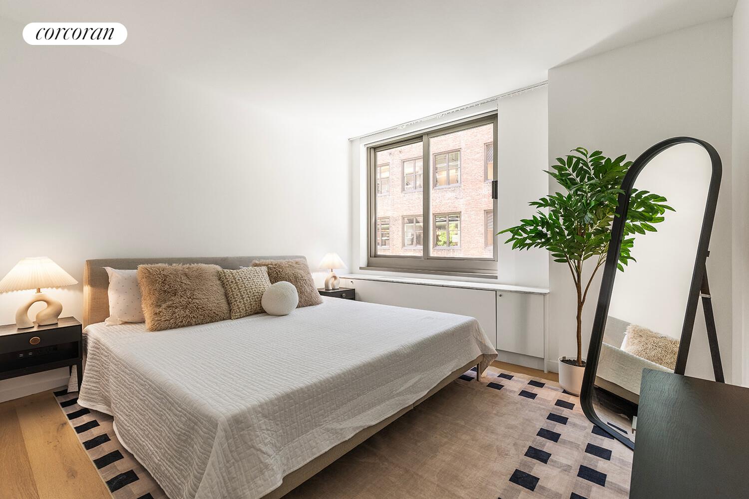 234 E 46TH Street 201
