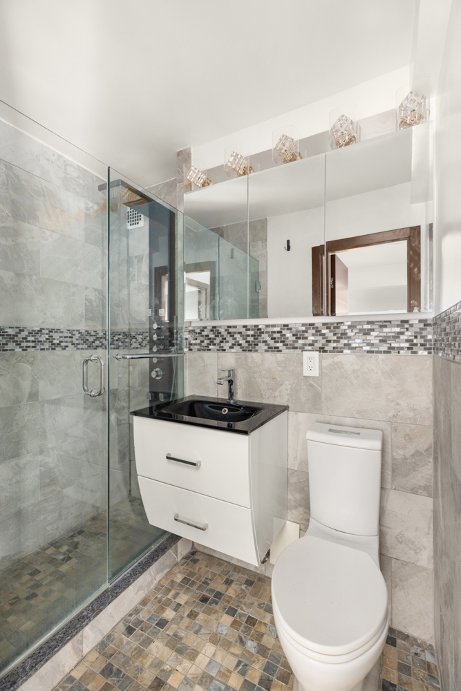 20 East 35th Street 11C