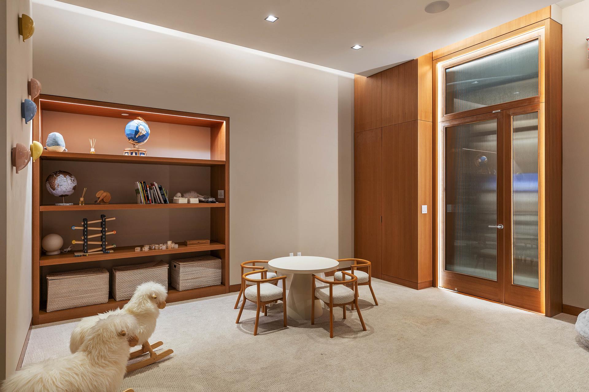 611 W 56TH Street PH30