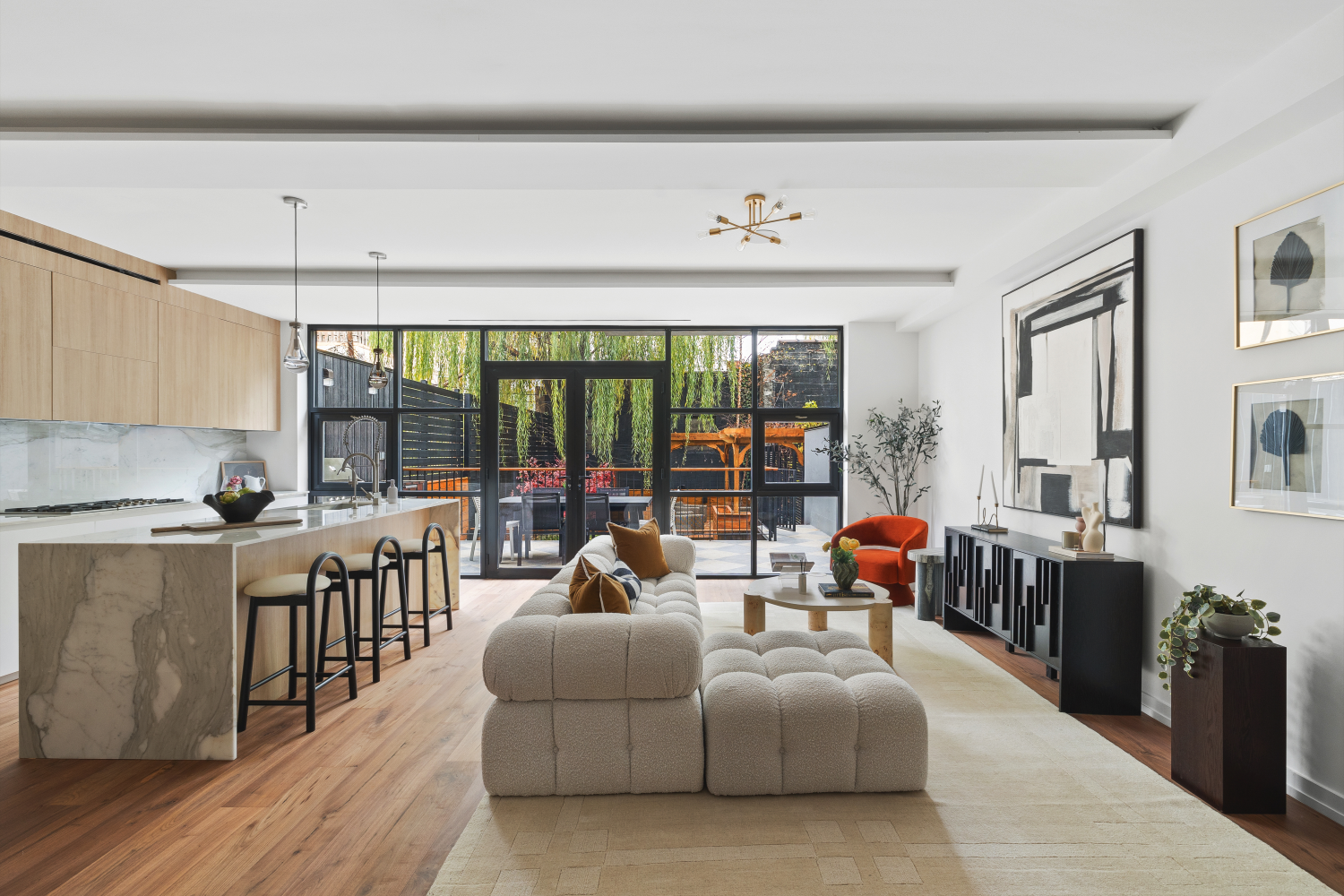 123 South 1 Street TH1