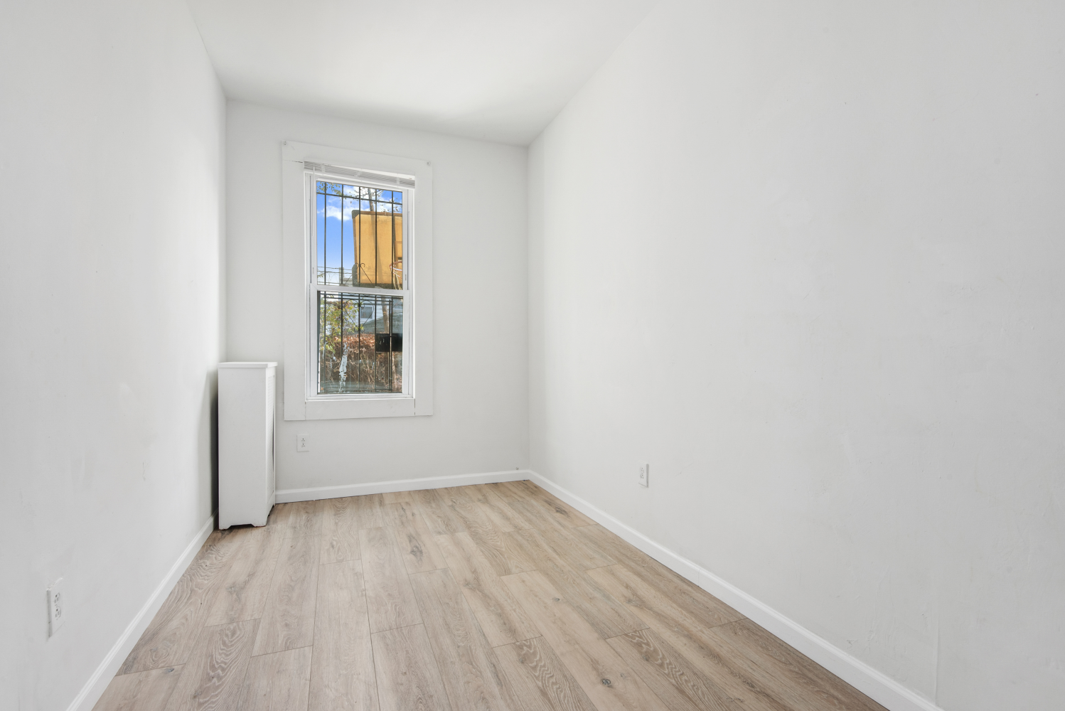 211 East 37th Street