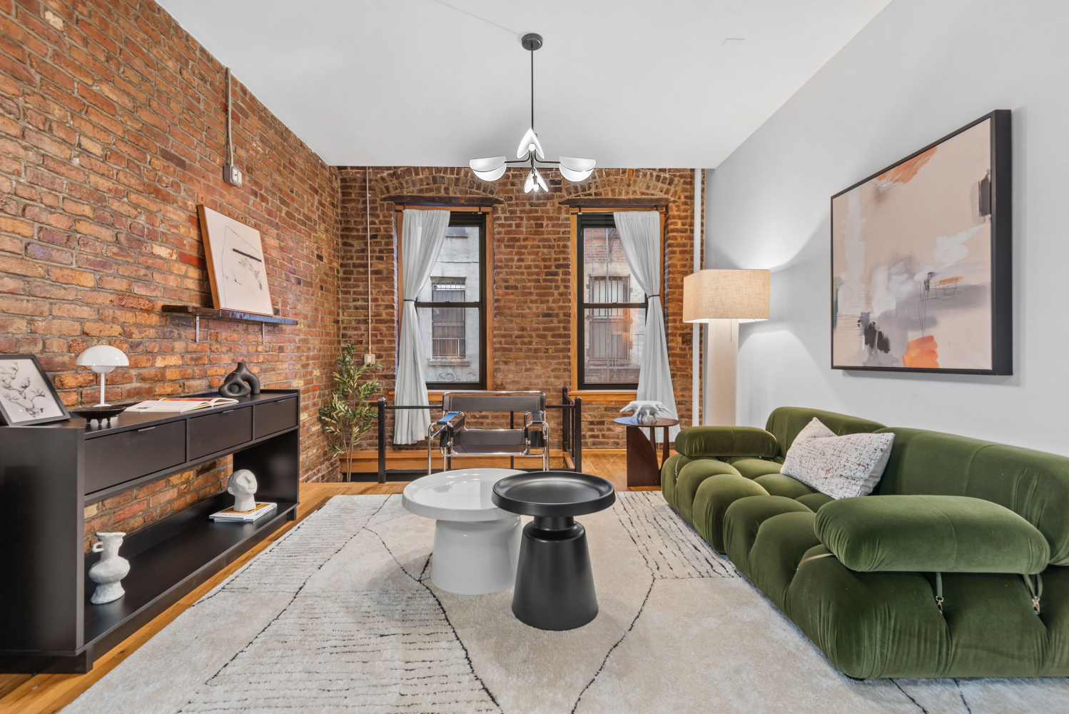 323 East 8th Street 1GC