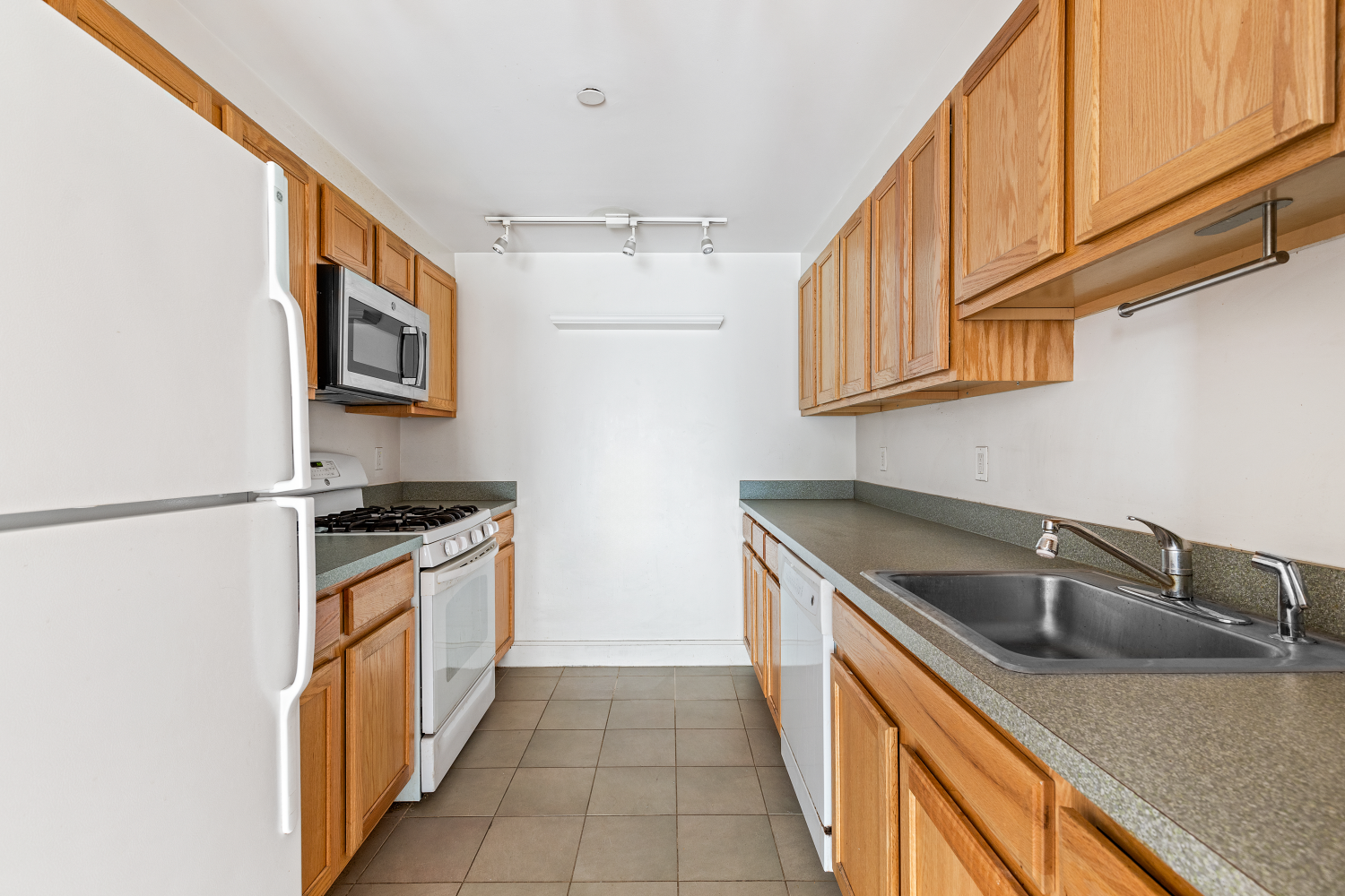 1885 Lexington Avenue 5A