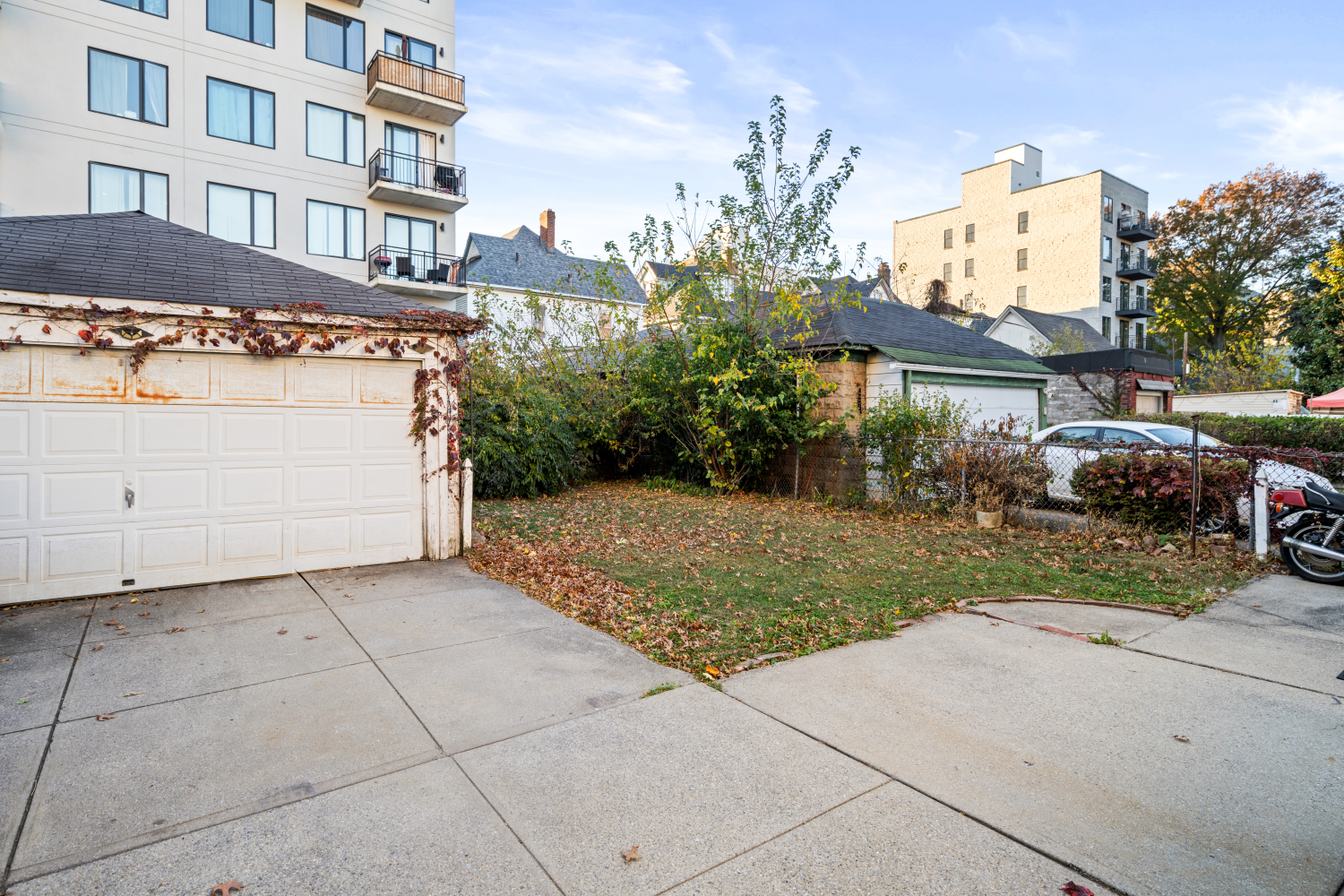 890 East 34th Street