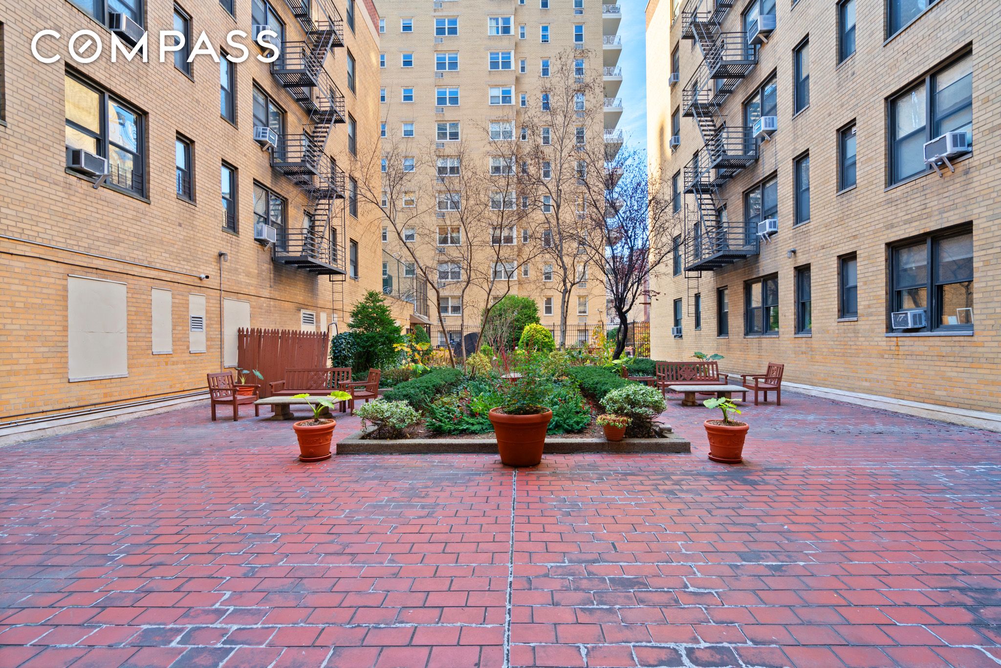 60 East 9th Street 235