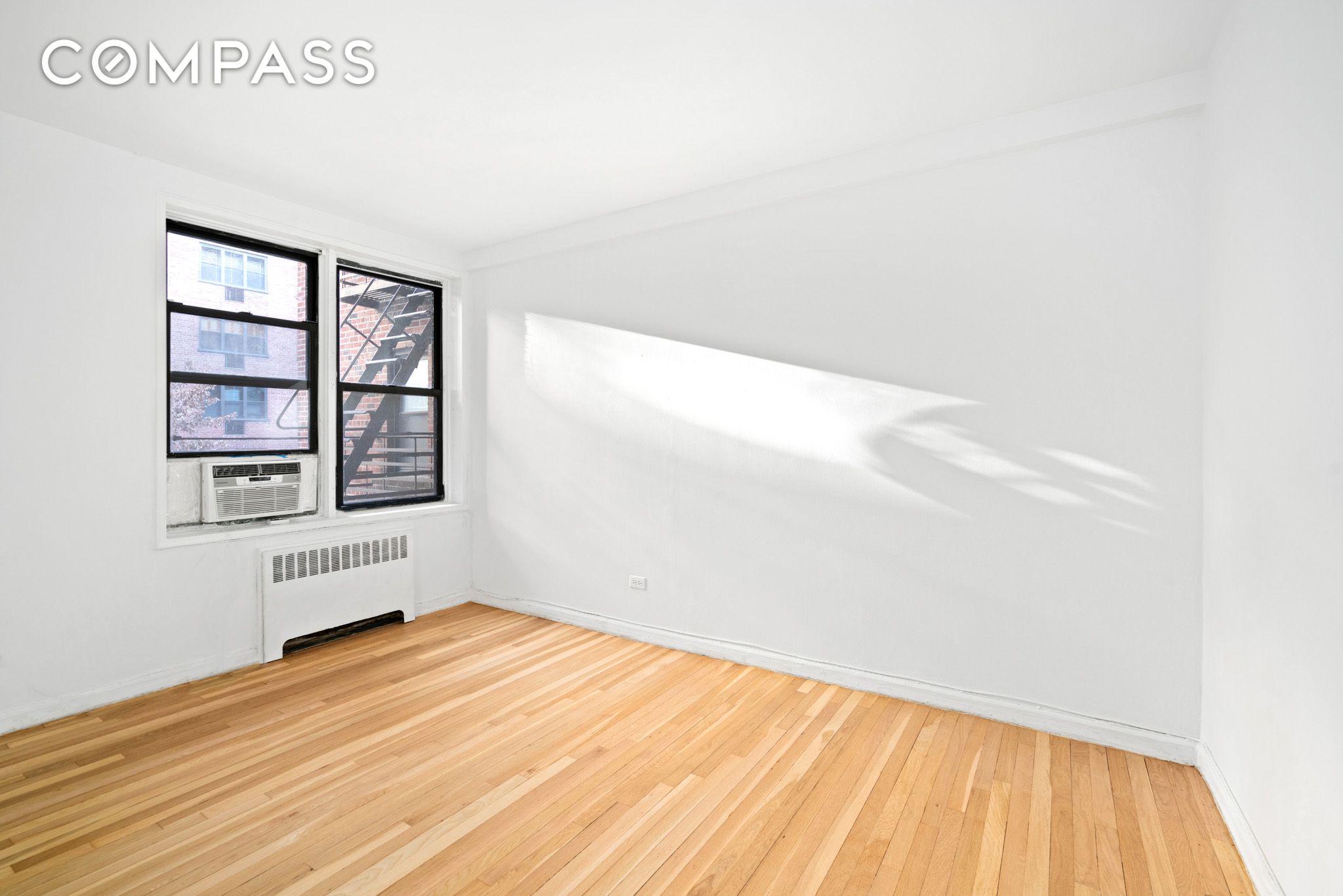 60 East 9th Street 235