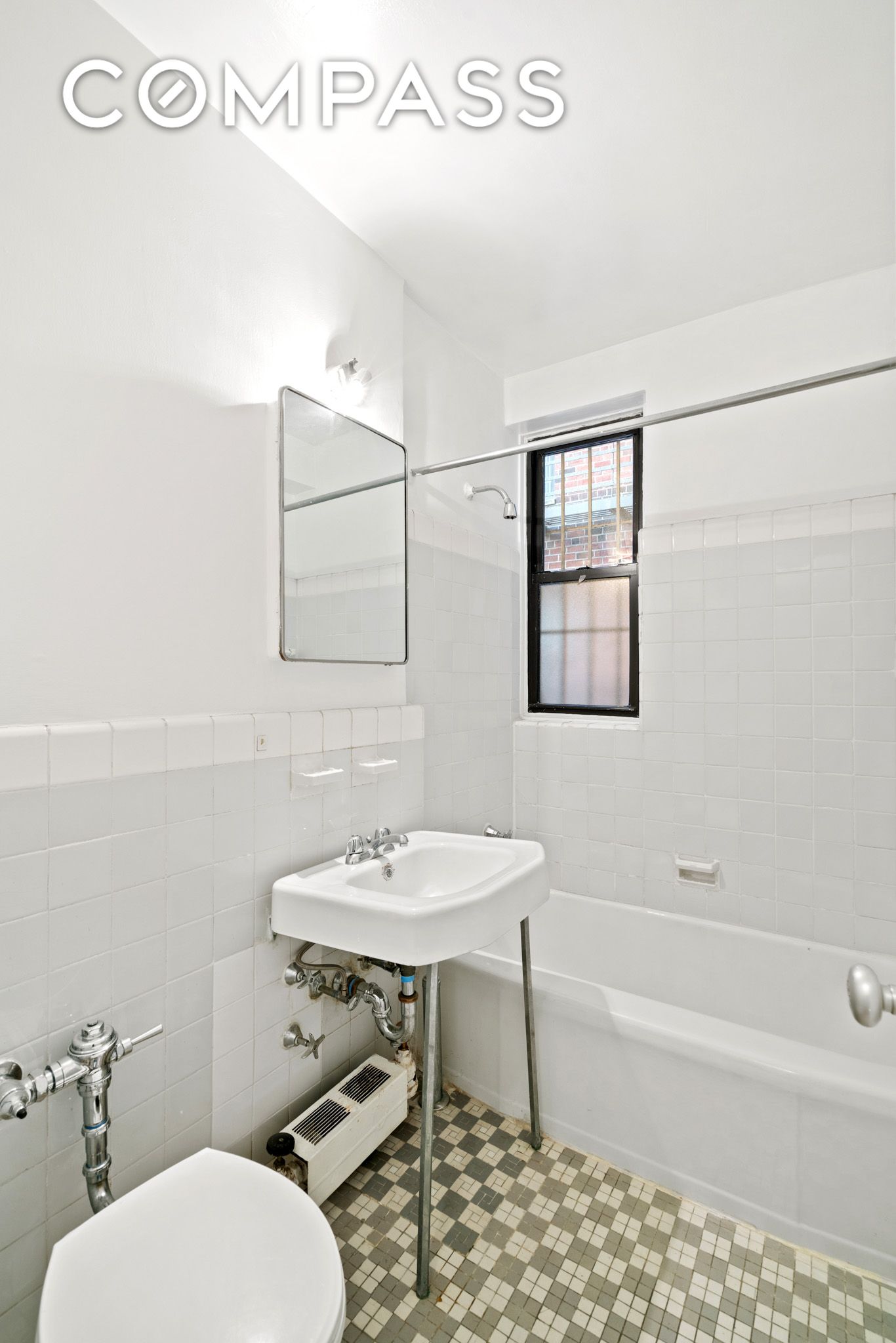 60 East 9th Street 235