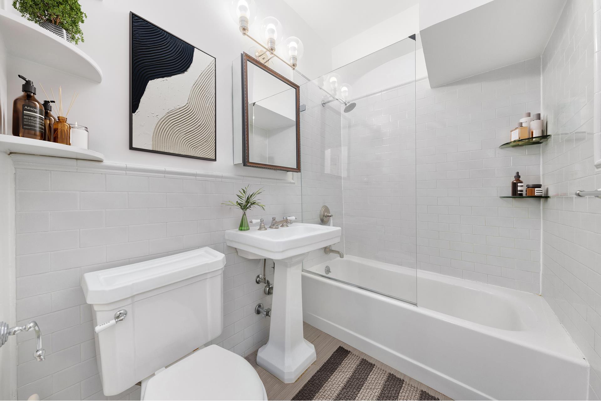 13 West 13th Street 1AS