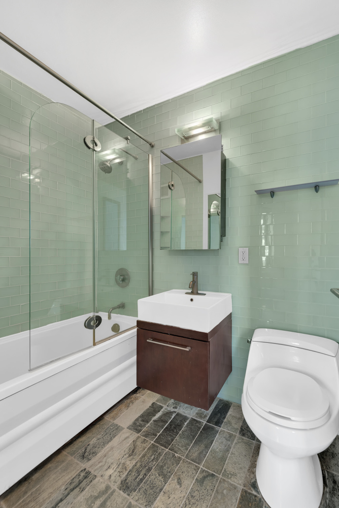 206 E 95TH Street 6C