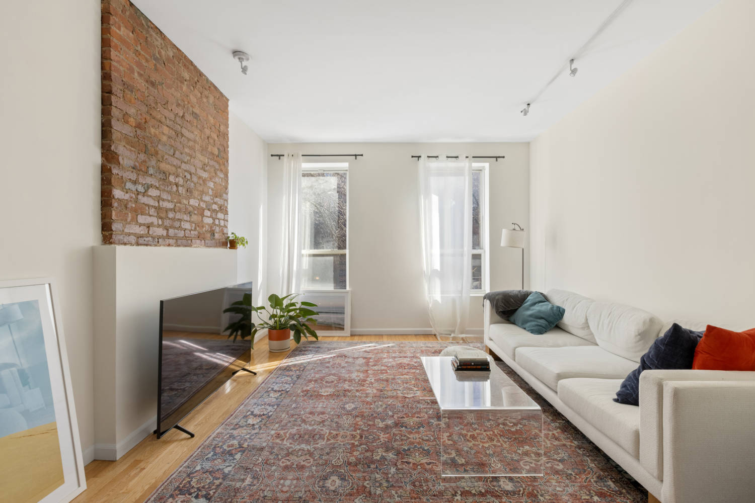 165 5TH Avenue 2