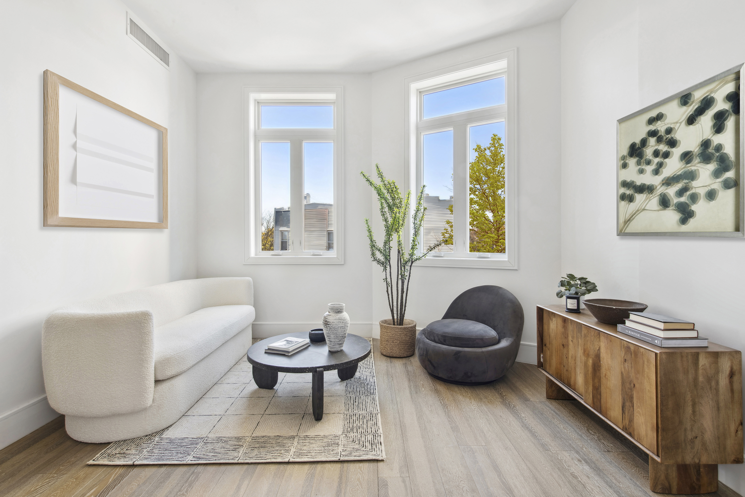 68 N HENRY Street 4B