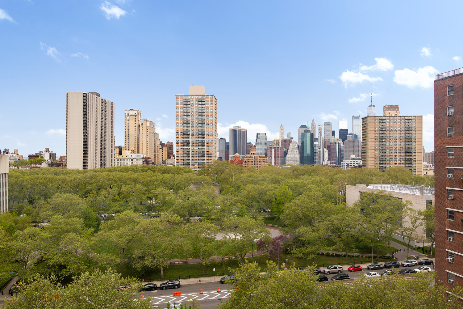 215 ADAMS Street 15G