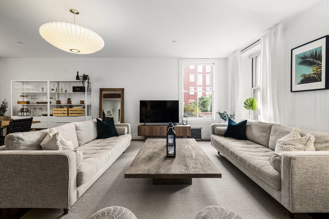 115 SOUTH Street 2R