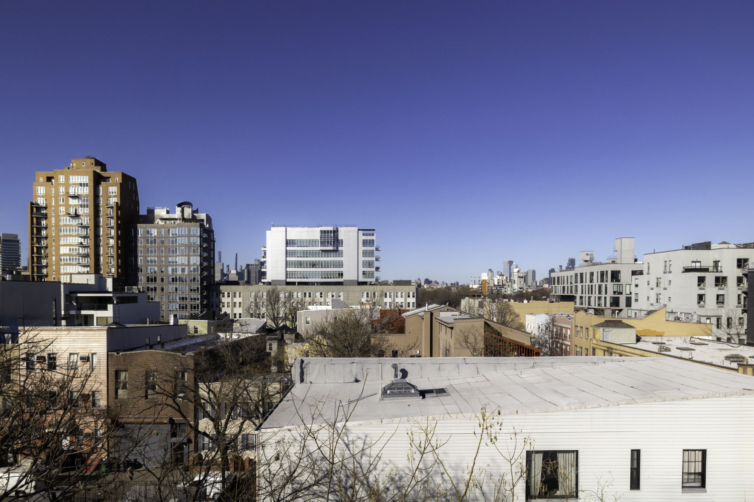 679 LORIMER Street BLDG
